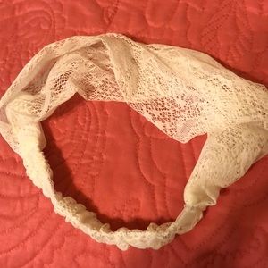 Lace headband